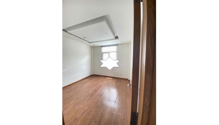 Cho thuê nhà mặt phố Tân Sơn Nhì, Tân Phú, 68m², 8PN, 25 triệu